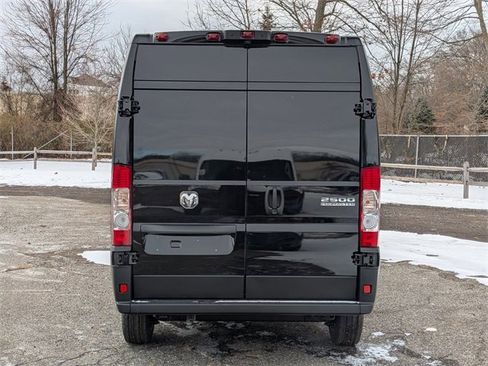 New 2026 RAM ProMaster 2500 image 4