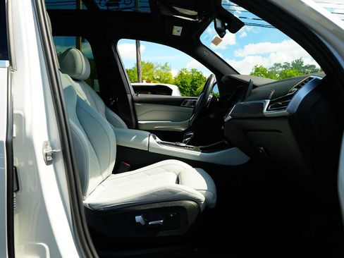Used 2023 BMW X5 xDrive40i w/ Climate Comfort Package AWD/4WD image 27