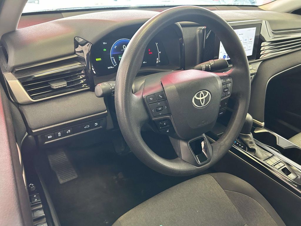 Certified 2025 Toyota Camry LE FWD image 13