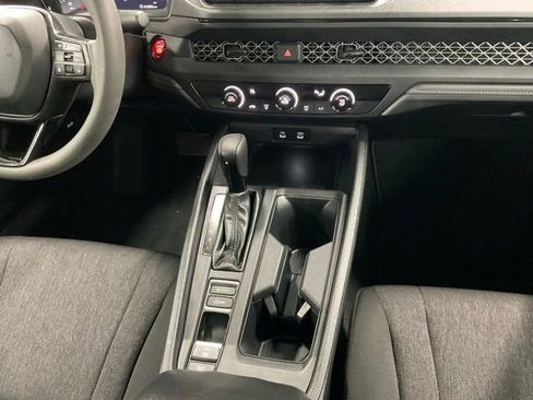 Certified 2023 Honda Accord LX image 25