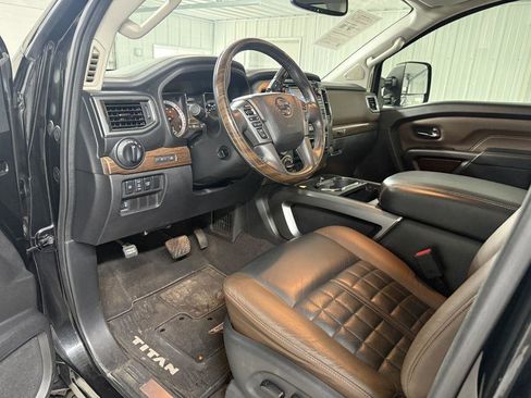 Used 2016 Nissan Titan Platinum Reserve AWD/4WD image 13