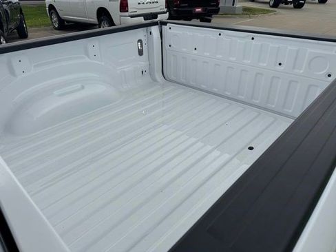 New 2026 RAM 1500 Laramie AWD/4WD image 34