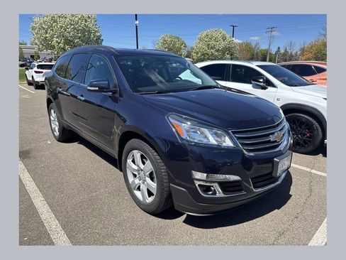 Used 2016 Chevrolet Traverse LT w/ Style and Technology Package AWD/4WD image 1