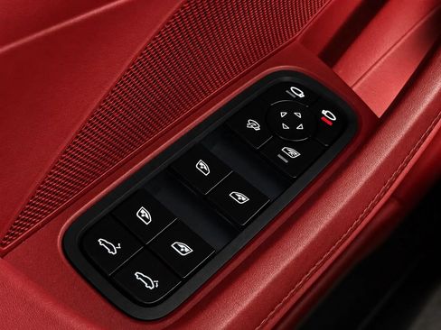 Used 2020 Porsche Panamera GTS w/ Premium Package Plus AWD/4WD image 36