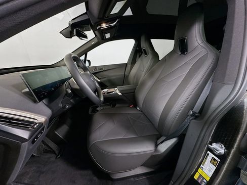 Used 2024 BMW iX xDrive50 w/ Premium Package AWD/4WD image 21