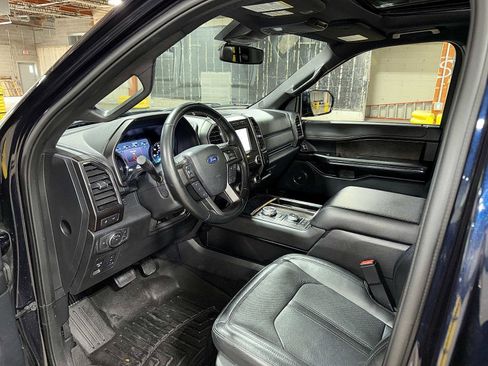 Used 2021 Ford Expedition Limited image 32