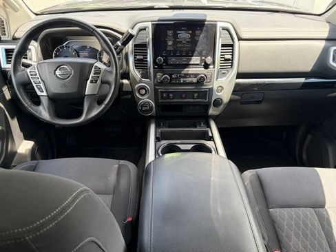 Used 2021 Nissan Titan SV w/ SV Convenience Package AWD/4WD image 34