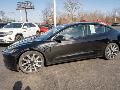 Used 2024 Tesla Model 3 Long Range image 3