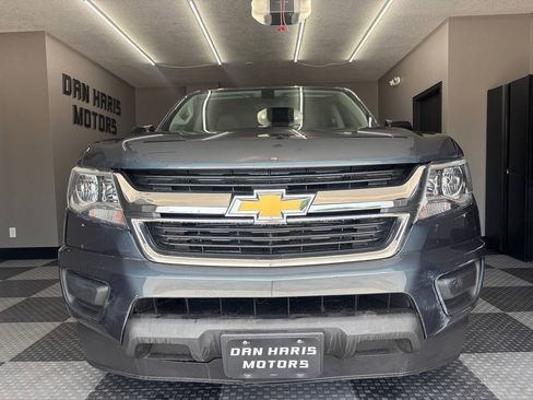 Used 2019 Chevrolet Colorado W/T w/ WT Convenience Package RWD image 3