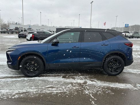 Used 2023 Chevrolet Blazer LT w/ Convenience Package image 2