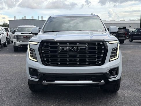 New 2026 GMC Yukon Denali Ultimate AWD/4WD image 8