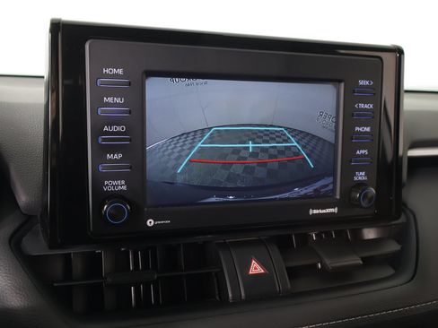 Used 2022 Toyota RAV4 LE FWD image 6