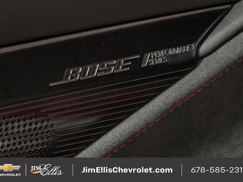 Used 2023 Chevrolet Corvette Stingray w/ Stealth Interior Trim Package image 8
