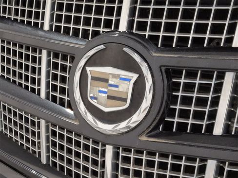 Used 2012 Cadillac Escalade Luxury image 13