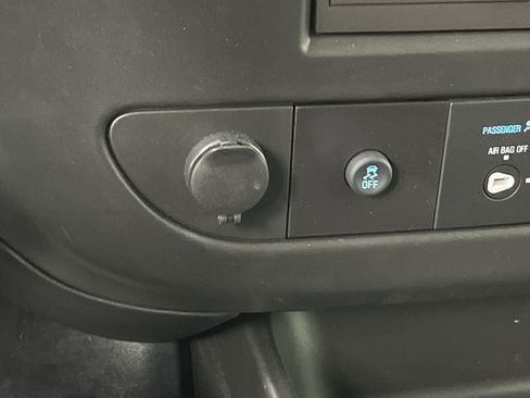 New 2025 GMC Savana 2500 w/ Driver Convenience Package RWD image 16