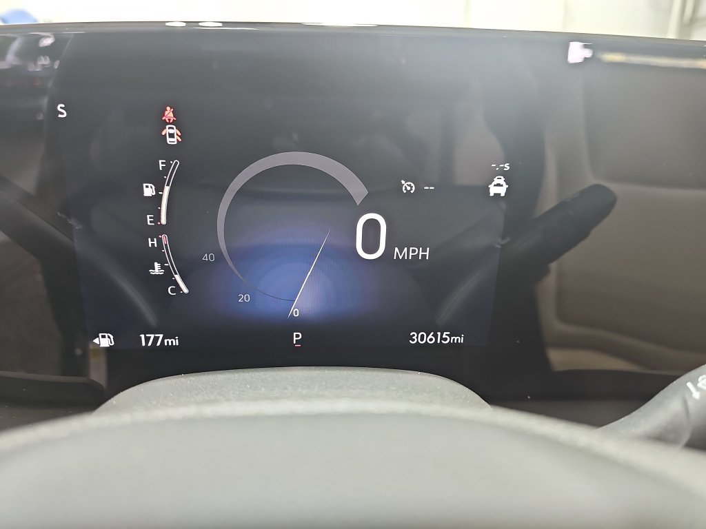 Used 2024 Buick Encore GX Sport Touring w/ Advanced Technology Package AWD/4WD image 29