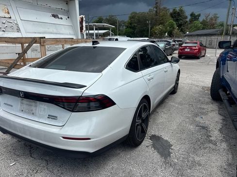 Used 2023 Honda Accord Sport image 4