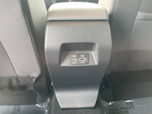 Certified 2025 Subaru Crosstrek 2.5i Premium image 22