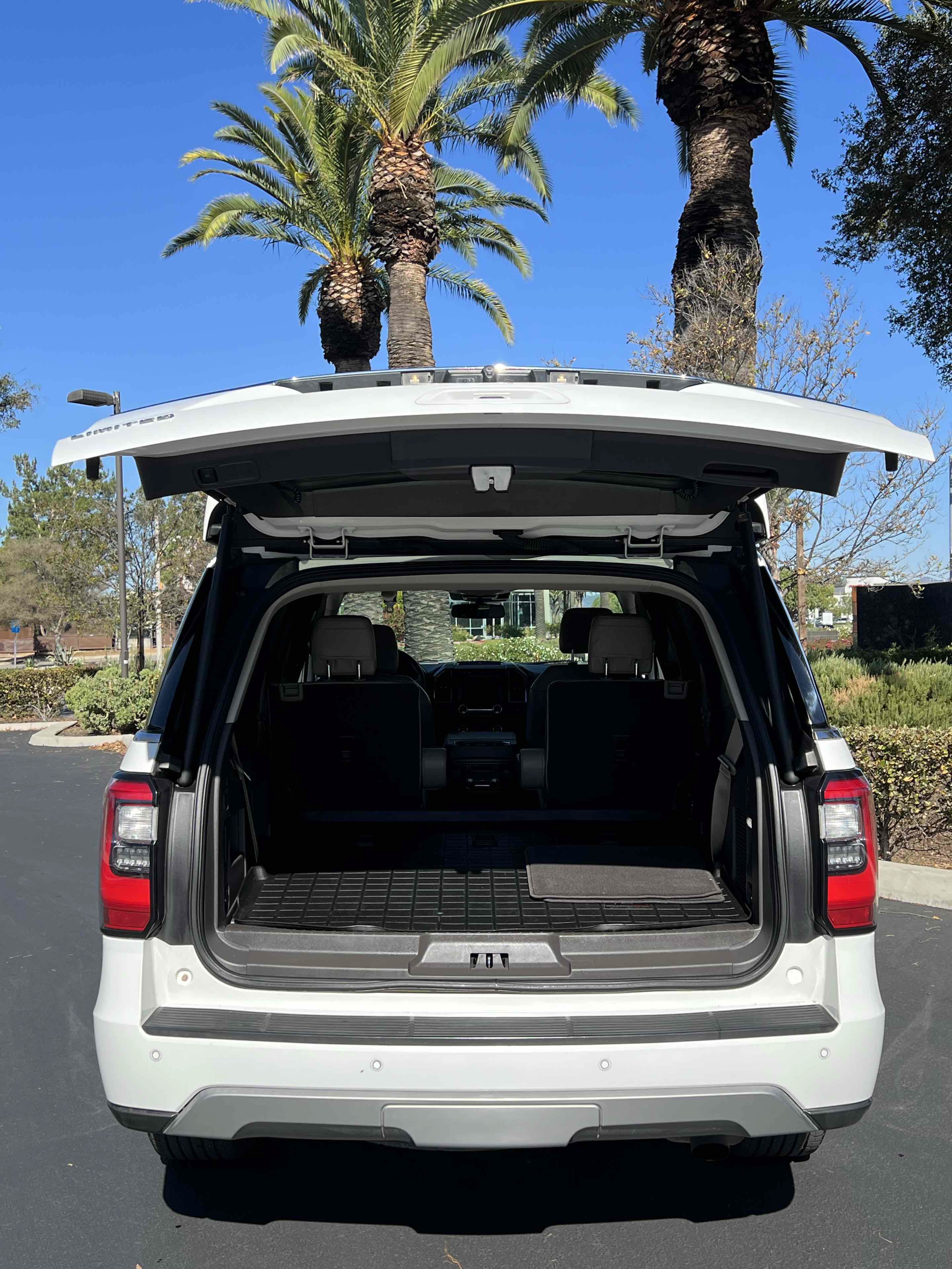 Used 2021 Ford Expedition Limited AWD/4WD image 84