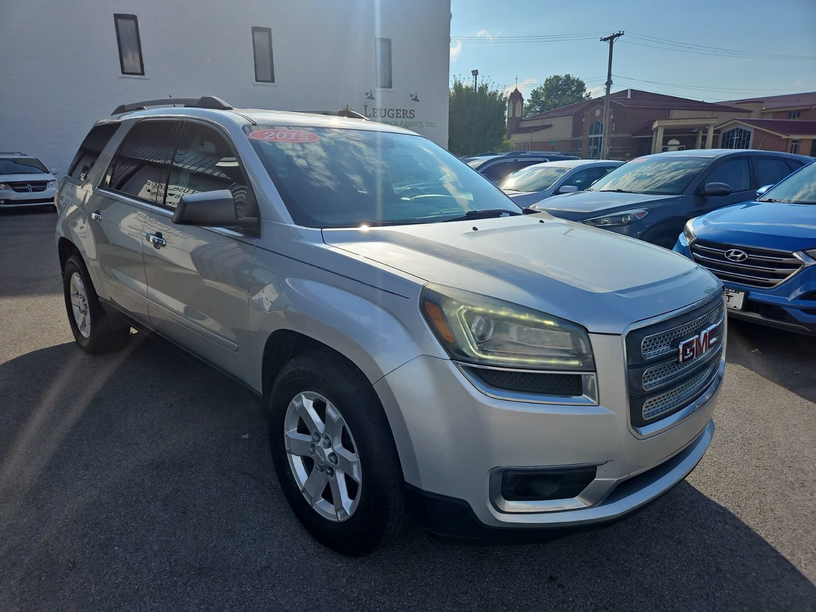 Used 2015 GMC Acadia SLE FWD image 8