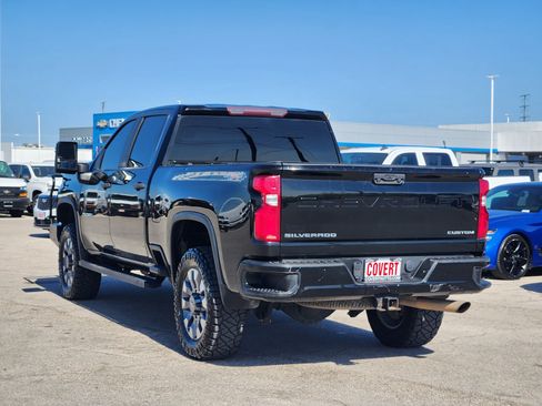 Used 2021 Chevrolet Silverado 2500 Custom w/ Custom Value Package AWD/4WD image 5