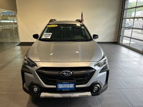 Used 2024 Subaru Outback Limited AWD/4WD image 16