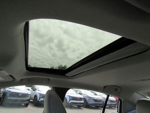 New 2026 Nissan Sentra SL w/ Floor Mat Package FWD image 21