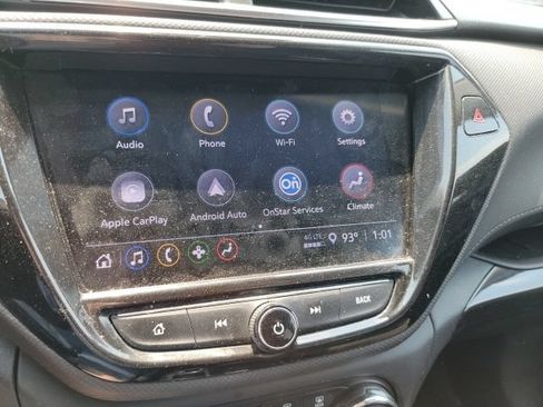Used 2022 Chevrolet TrailBlazer LT AWD/4WD image 16