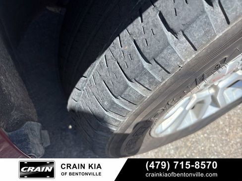 Used 2020 GMC Yukon SLT w/ Open Road Package AWD/4WD image 11