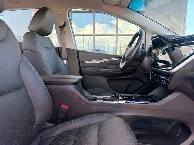 Used 2023 Chevrolet Bolt LT FWD image 10