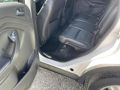 Used 2016 Ford Escape SE w/ SE Leather Comfort Package AWD/4WD image 11