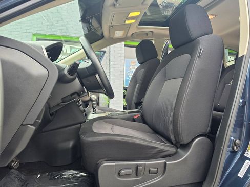Used 2013 Nissan Rogue SV w/ Premium Pkg FWD image 19