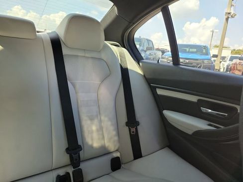 Used 2015 BMW M3 RWD image 19