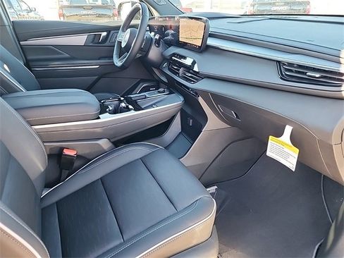 New 2025 Buick Enclave Sport Touring w/ Super Cruise Package image 18