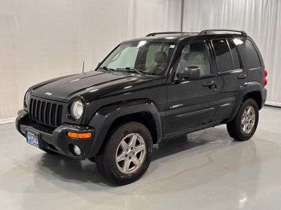 Used 2004 Jeep Liberty Limited w/ 17" Chrome Wheel & Tire Group