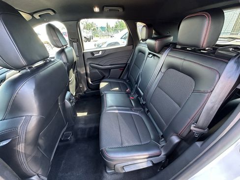 Certified 2025 Ford Escape ST-Line Select AWD/4WD image 16