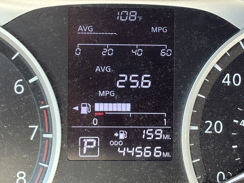 Used 2021 Nissan Kicks S FWD image 26