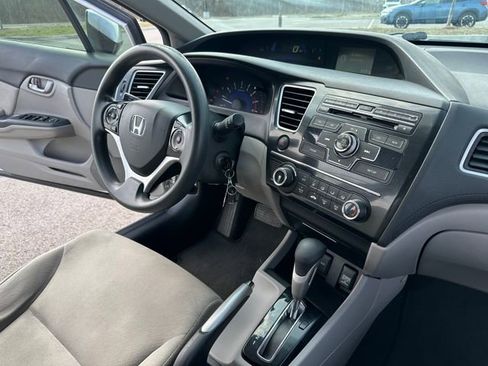 Used 2013 Honda Civic LX image 31