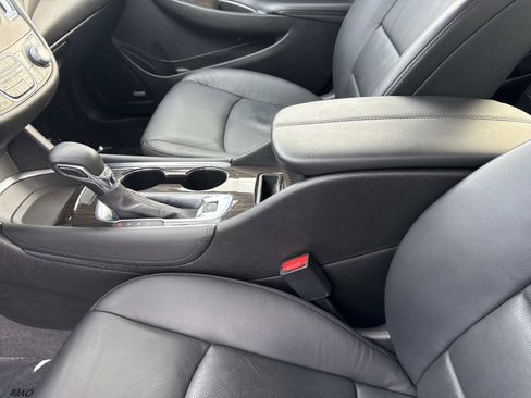 Used 2023 Chevrolet Malibu LT image 14