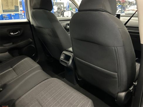 Certified 2023 Honda HR-V LX image 22
