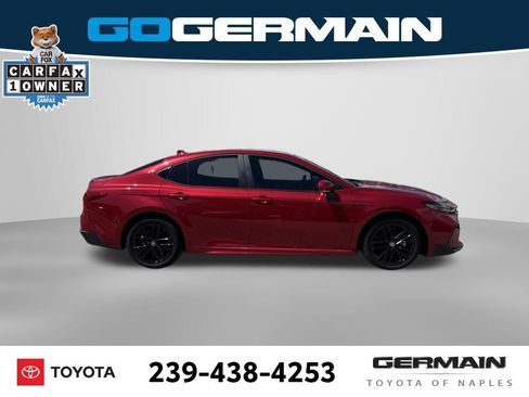 Used 2026 Toyota Camry SE FWD image 10