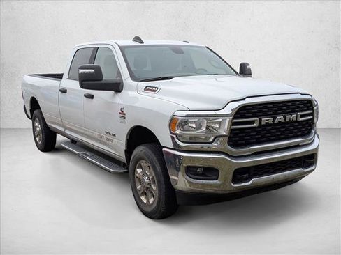 Used 2024 RAM 3500 Big Horn image 3