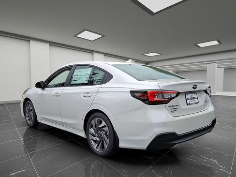 Used 2025 Subaru Legacy Limited image 4