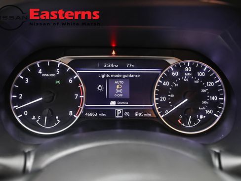 Used 2025 Nissan Sentra SV FWD image 17
