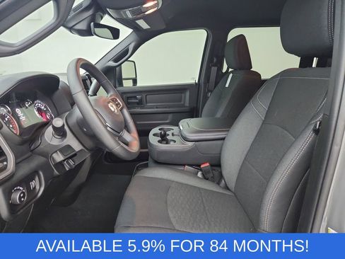 New 2026 RAM 2500 Tradesman AWD/4WD image 18