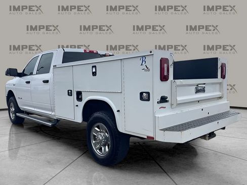 Used 2021 RAM 2500 Tradesman w/ Chrome Appearance Group image 5