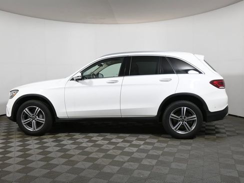 Used 2021 Mercedes-Benz GLC 300 4MATIC image 2
