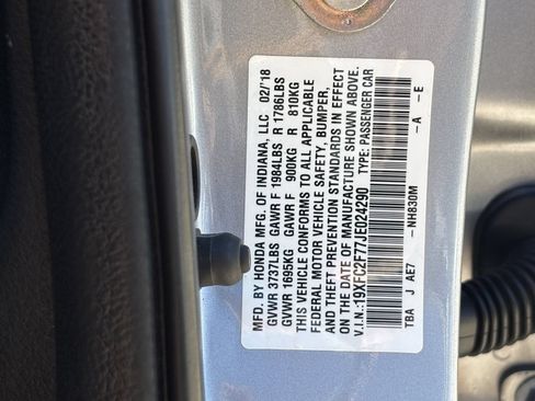 Certified 2018 Honda Civic EX image 32