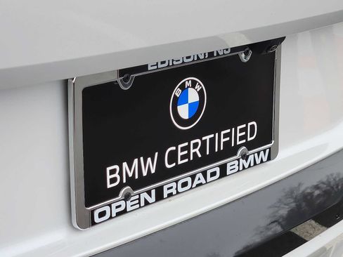 Certified 2023 BMW X6 xDrive40i w/ M Sport Package image 31