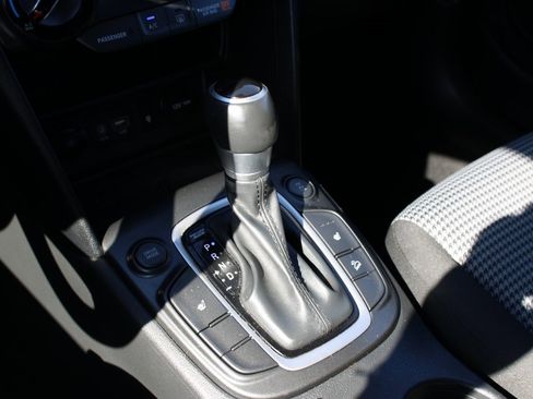 Used 2020 Hyundai Kona SEL Plus image 20